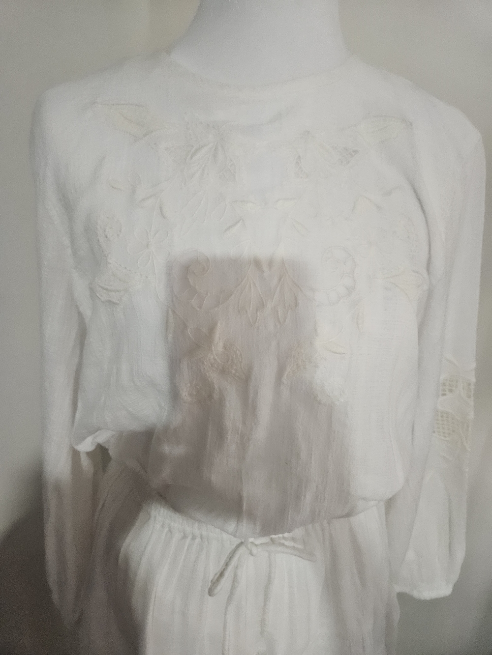 Zara White Embroidered Long-Sleeve Tiered Mini Dress - Picture 7 of 10
